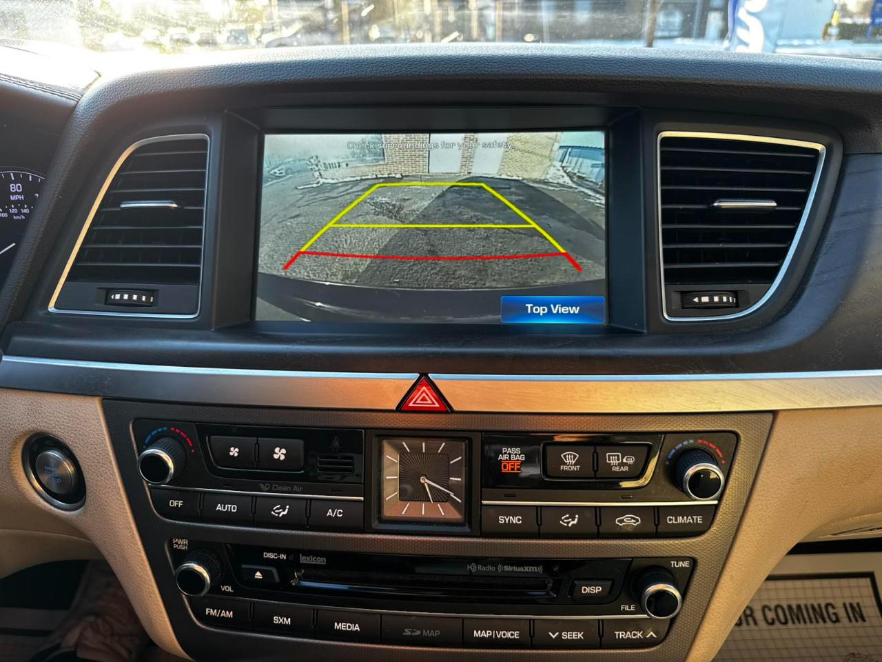 Hyundai Genesis 4dr Sdn V6 3.8L AWD 2016