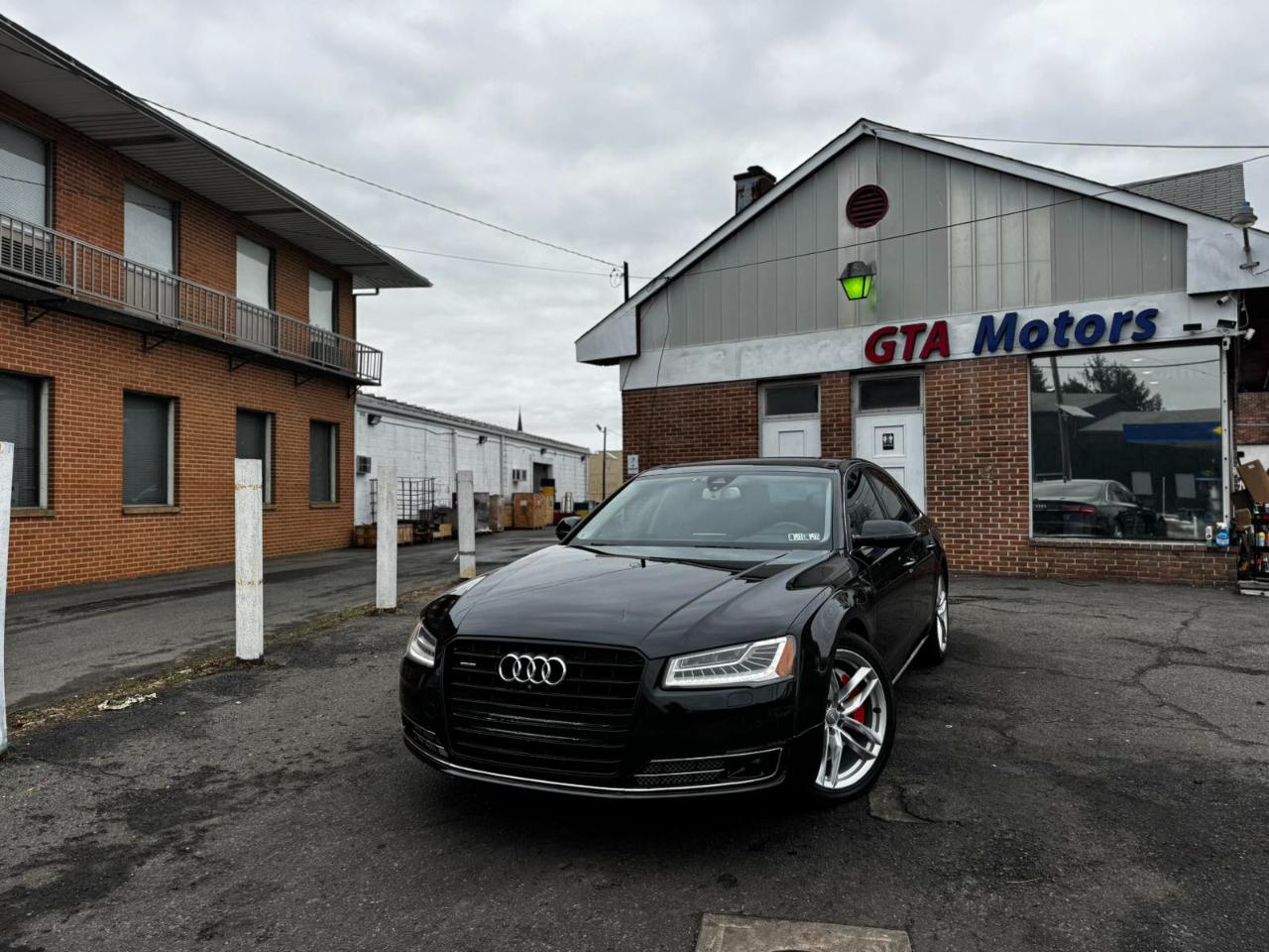 Audi A8 4dr Sdn 4.0T 2015