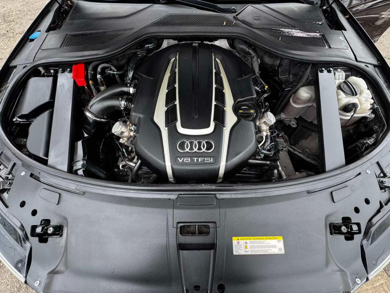 Audi A8 4dr Sdn 4.0T 2015