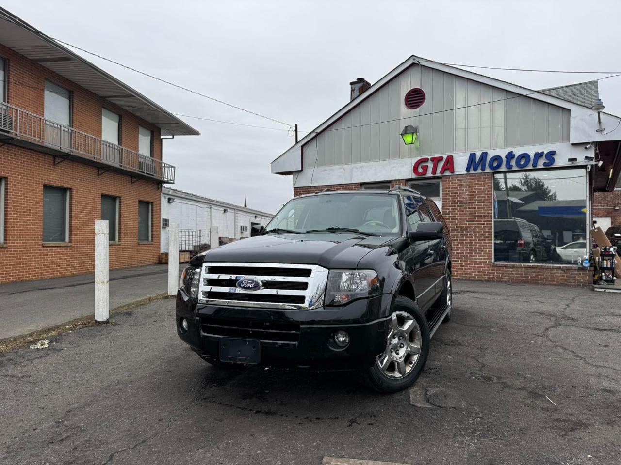 Ford Expedition 4WD 4dr Limited 2013