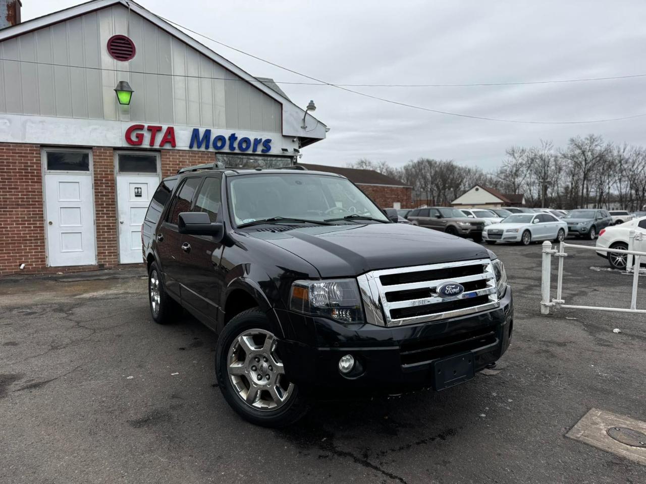 Ford Expedition 4WD 4dr Limited 2013