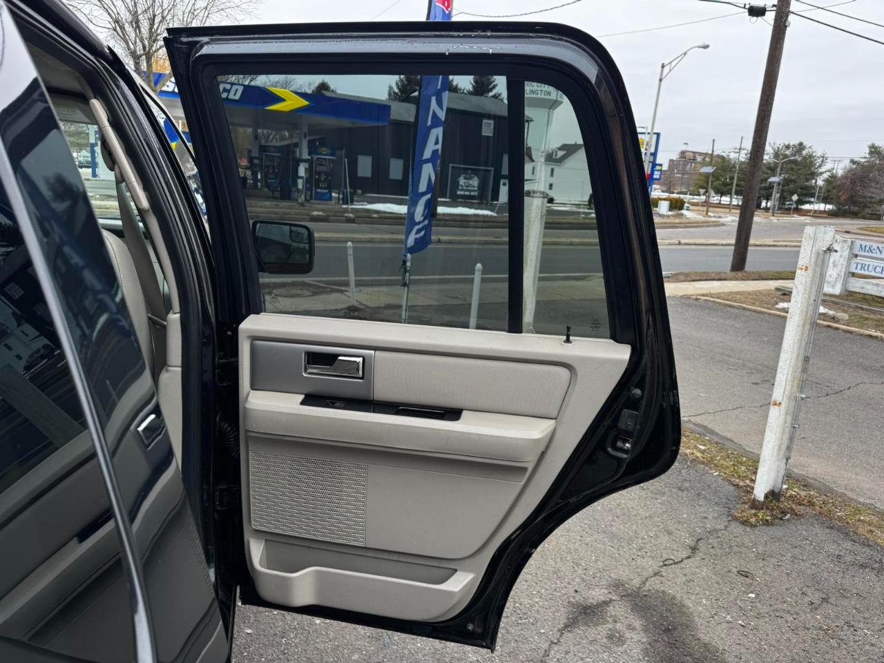 Ford Expedition 4WD 4dr Limited 2013