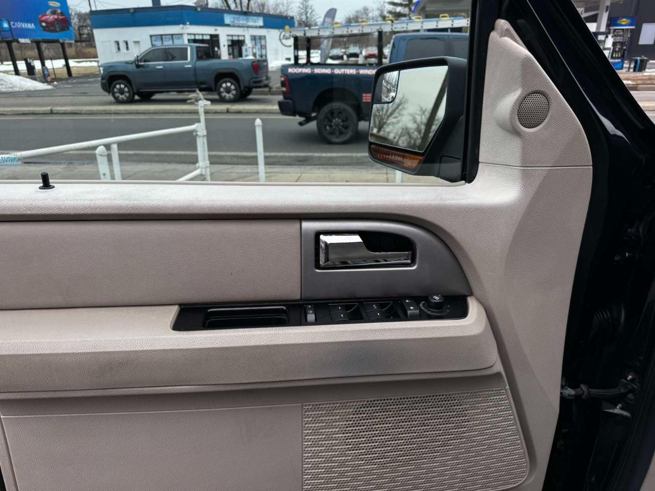 Ford Expedition 4WD 4dr Limited 2013