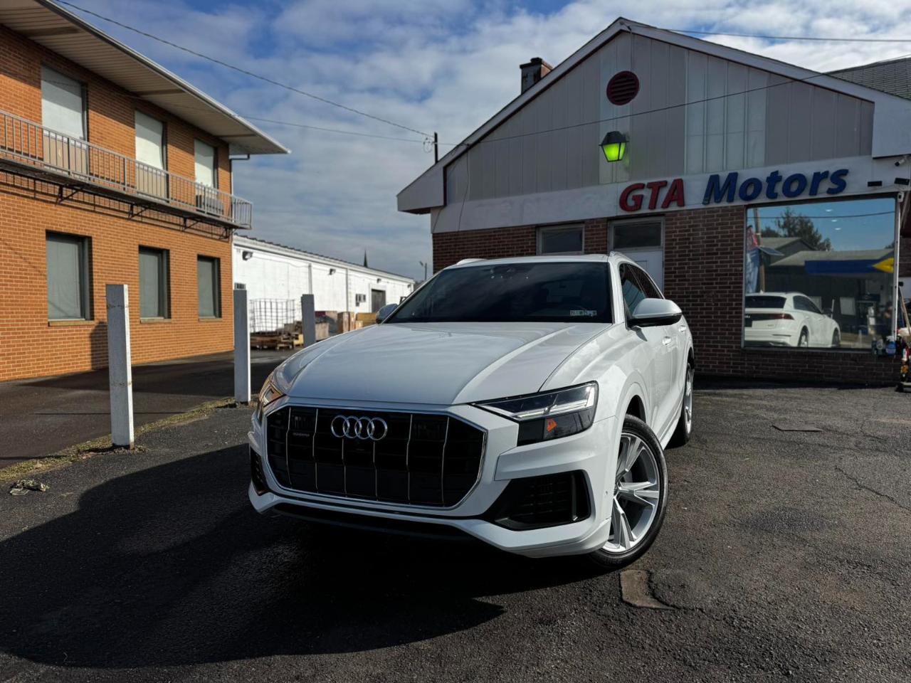 Audi Q8 Premium Plus 55 TFSI quattro 2019