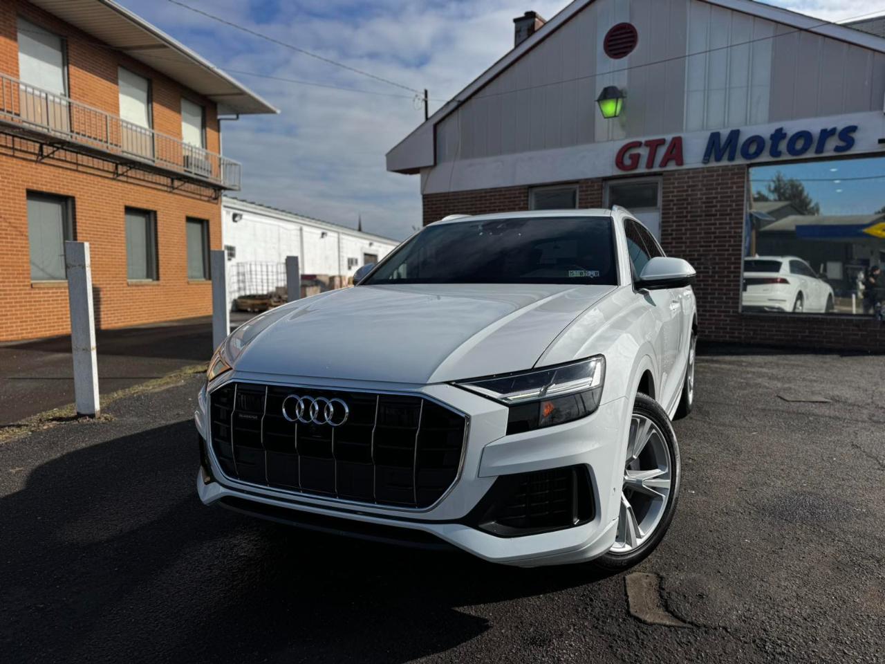 Audi Q8 Premium Plus 55 TFSI quattro 2019