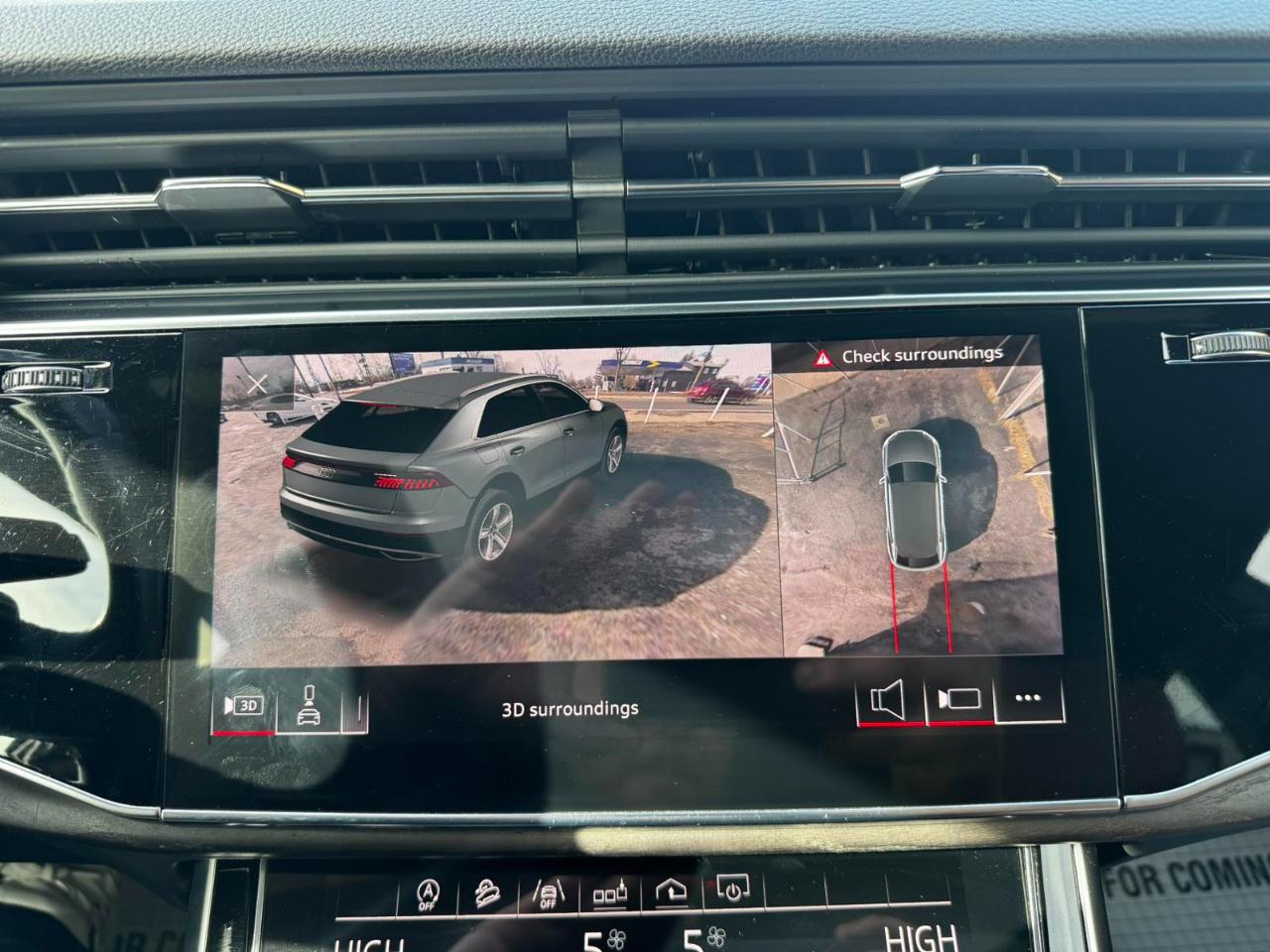 Audi Q8 Premium Plus 55 TFSI quattro 2019