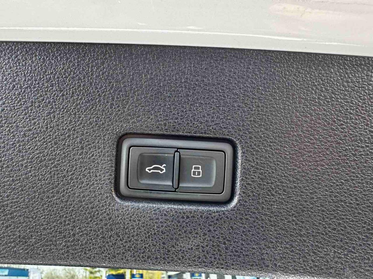 Audi Q8 Premium Plus 55 TFSI quattro 2019