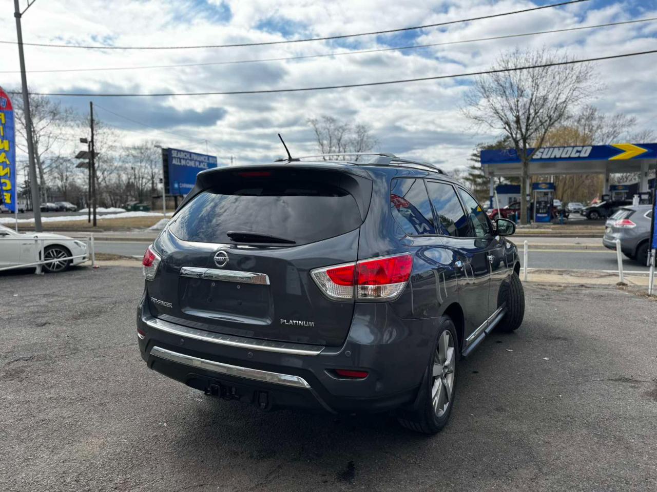 Nissan Pathfinder 2WD 4dr Platinum 2013