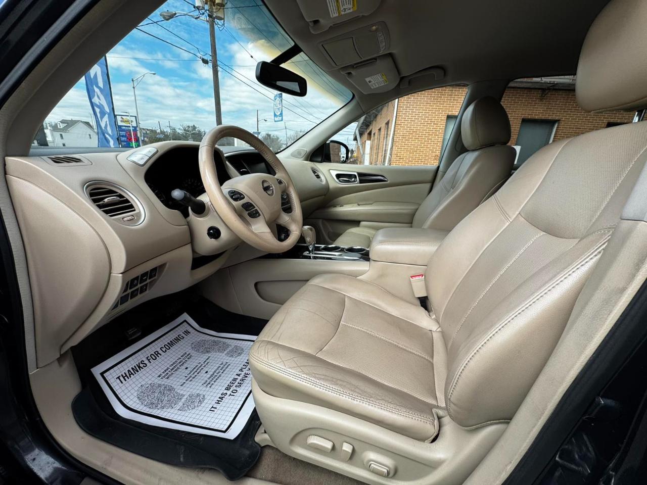 Nissan Pathfinder 2WD 4dr Platinum 2013