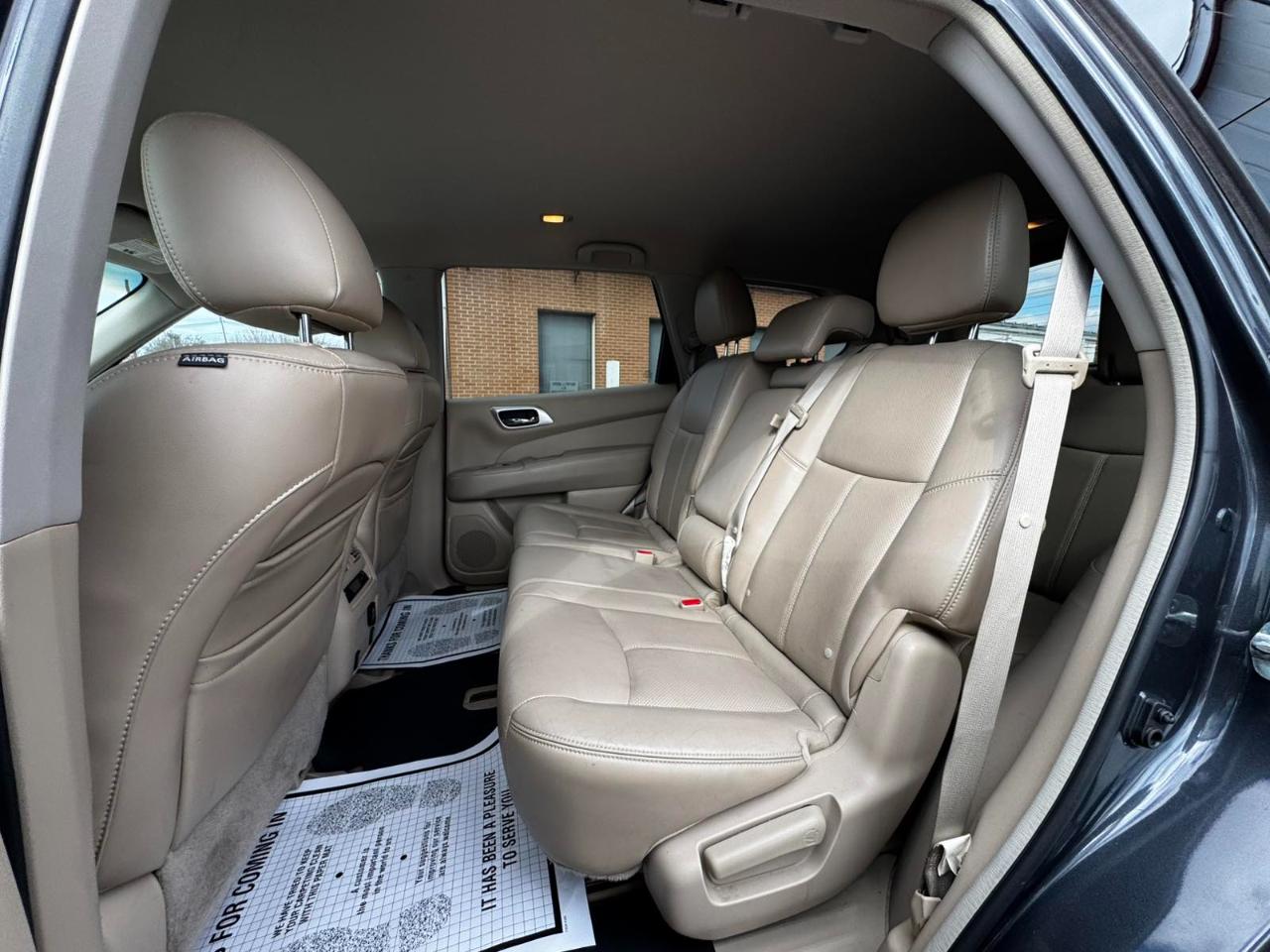 Nissan Pathfinder 2WD 4dr Platinum 2013