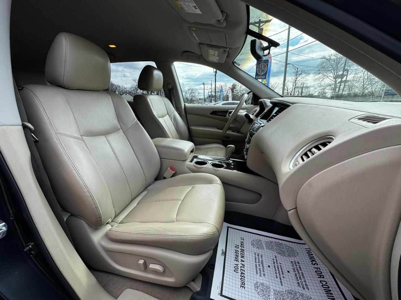 Nissan Pathfinder 2WD 4dr Platinum 2013