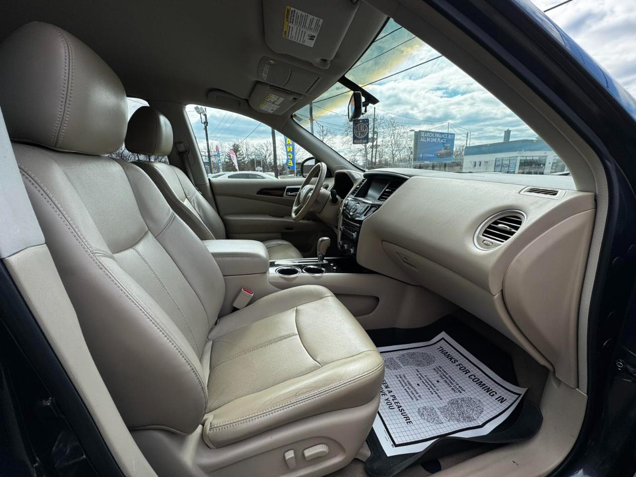 Nissan Pathfinder 2WD 4dr Platinum 2013