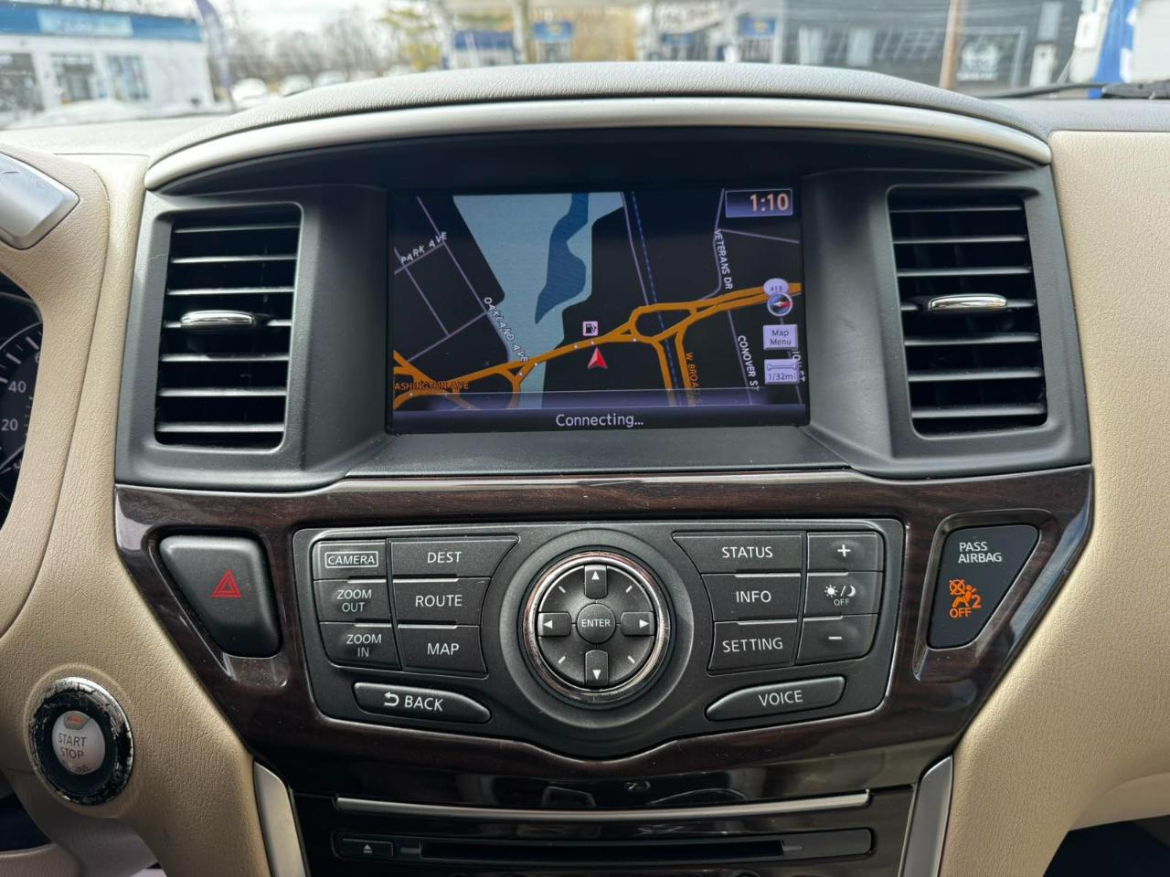 Nissan Pathfinder 2WD 4dr Platinum 2013