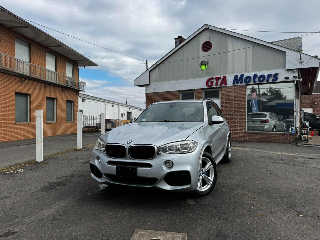BMW X5 AWD 4dr xDrive50i 2016
