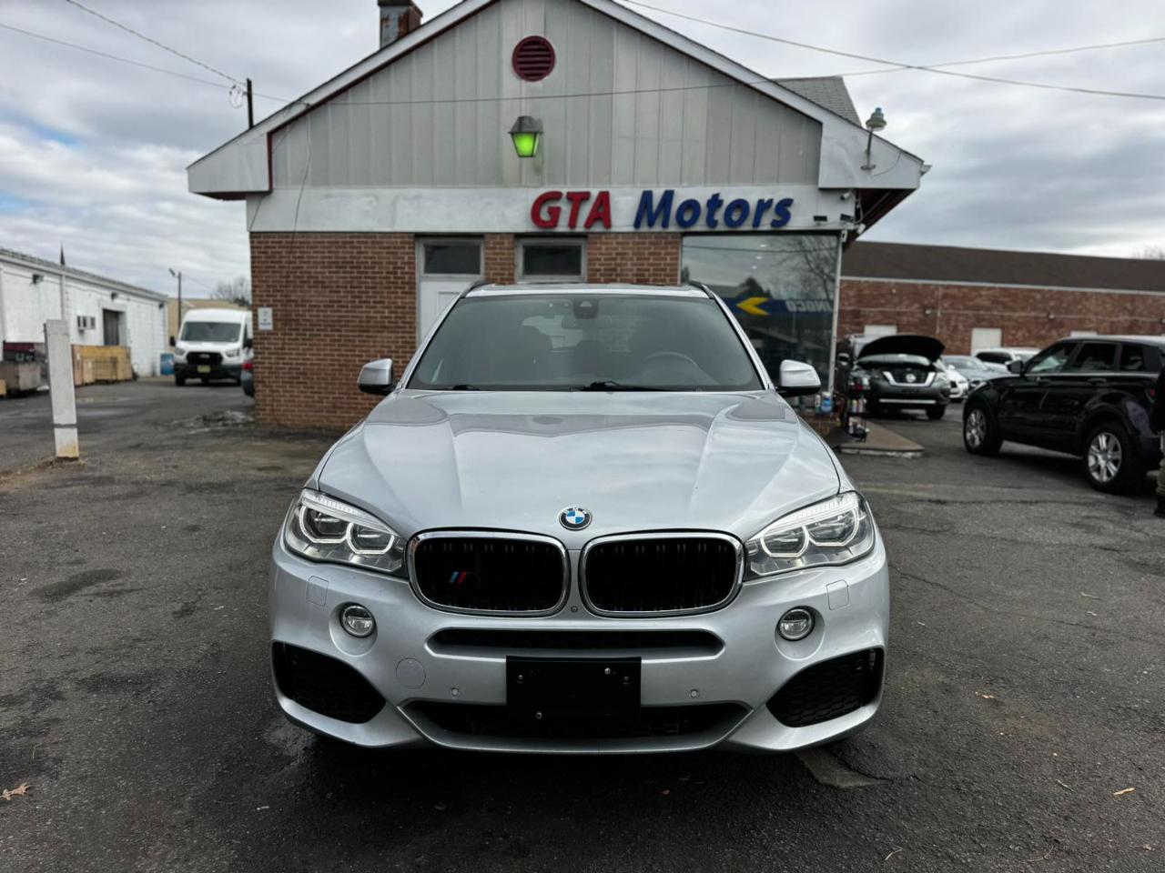 BMW X5 AWD 4dr xDrive50i 2016