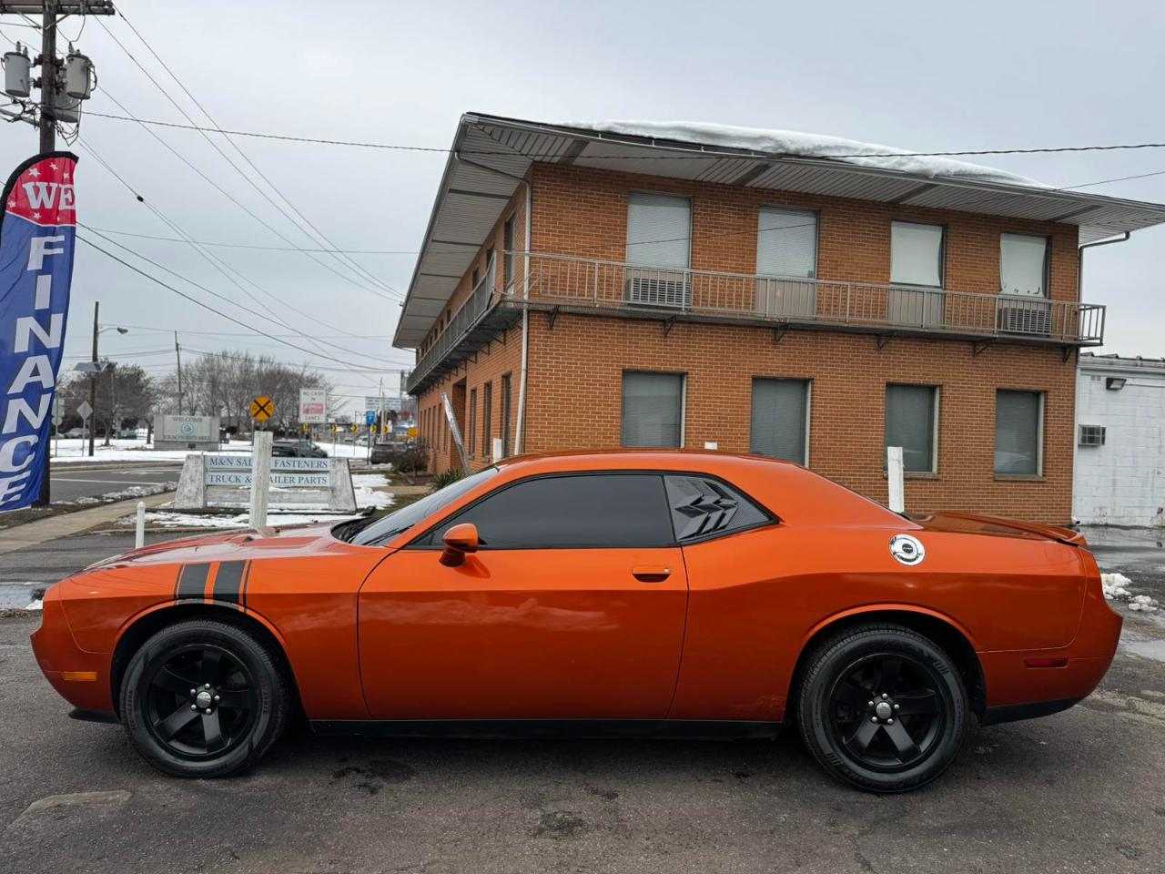 Dodge Challenger 2dr Cpe 2011