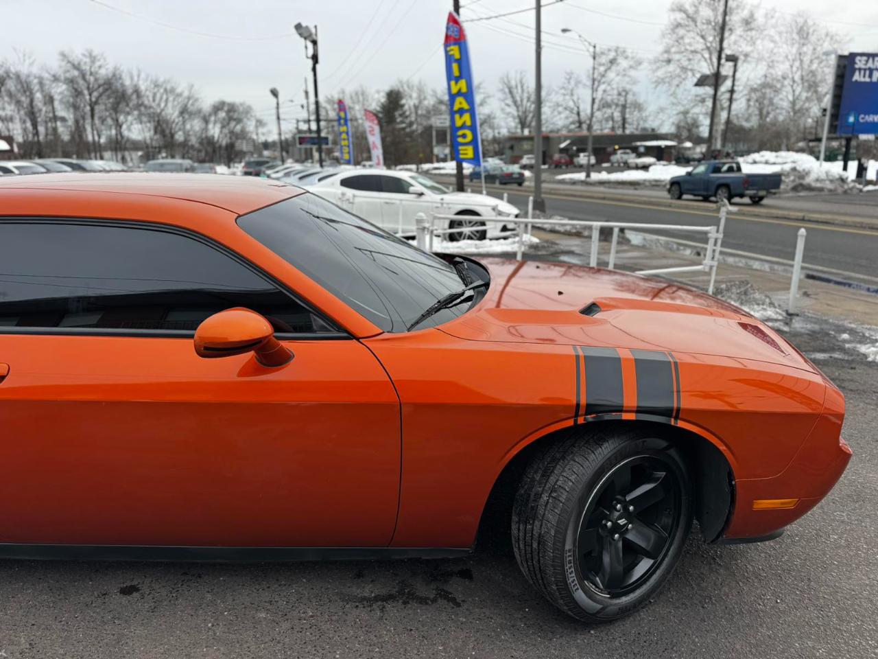 Dodge Challenger 2dr Cpe 2011