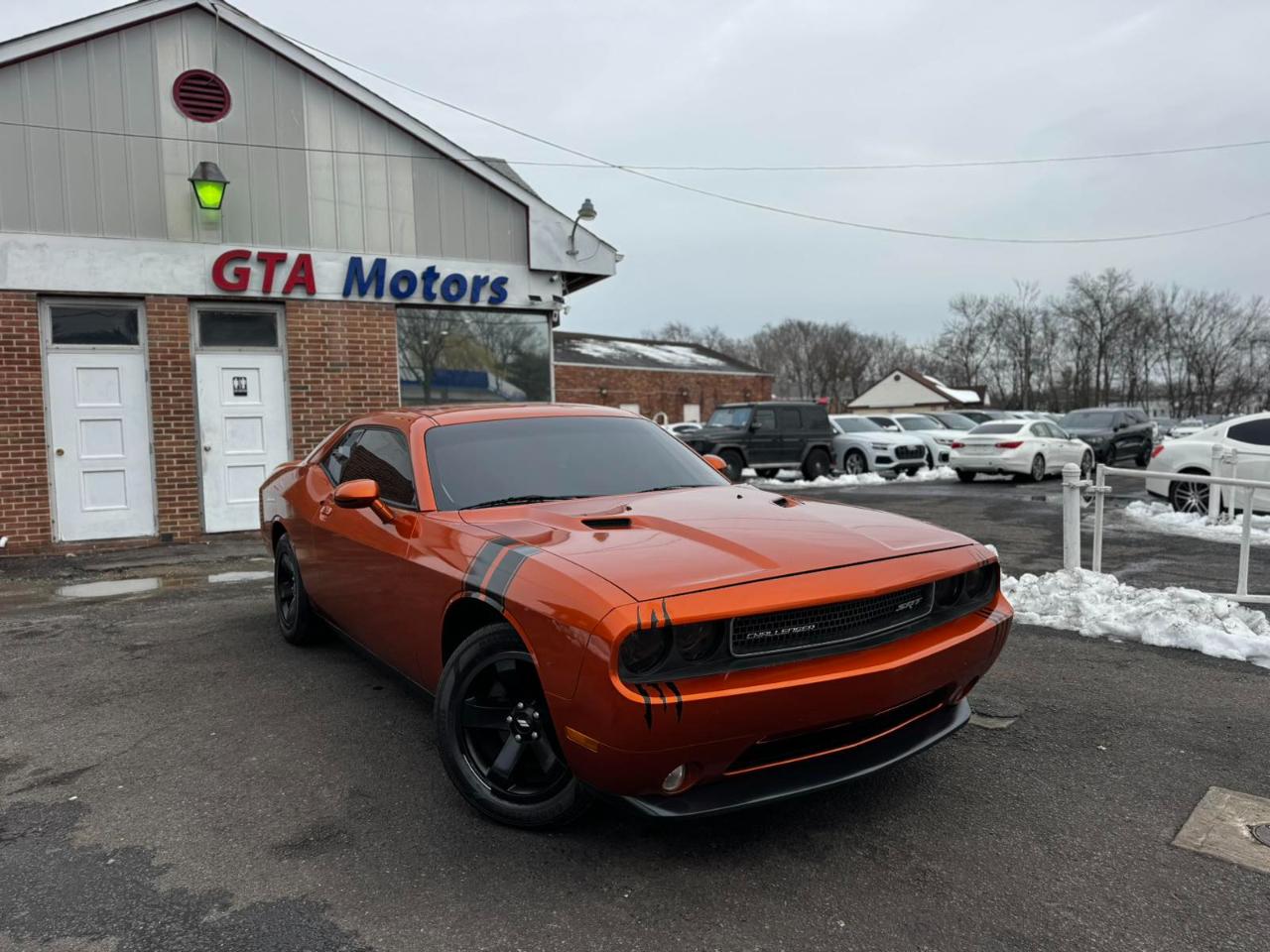 Dodge Challenger 2dr Cpe 2011