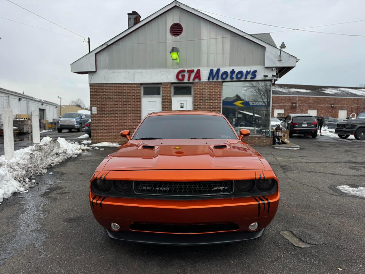 Dodge Challenger 2dr Cpe 2011