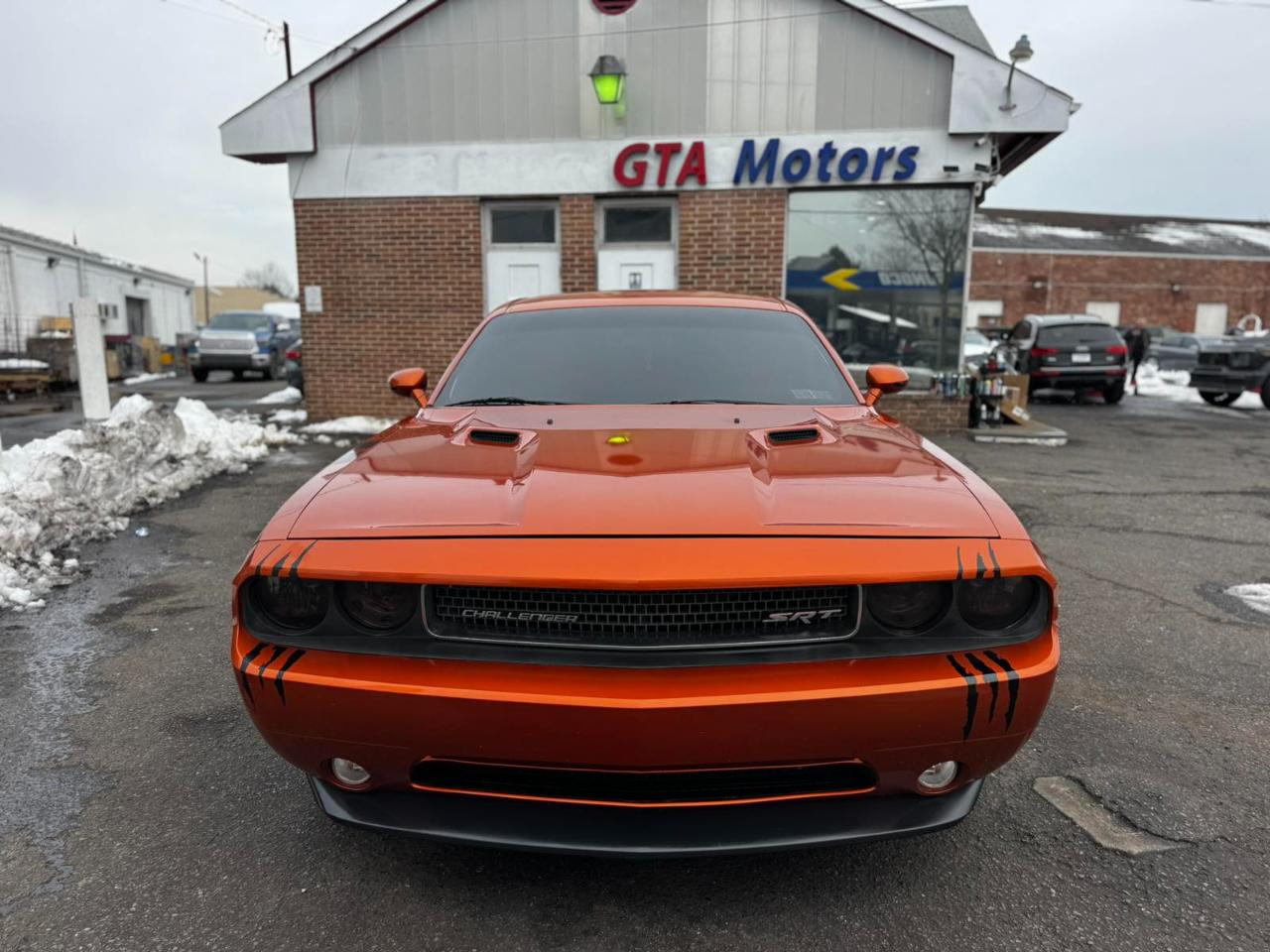 Dodge Challenger 2dr Cpe 2011