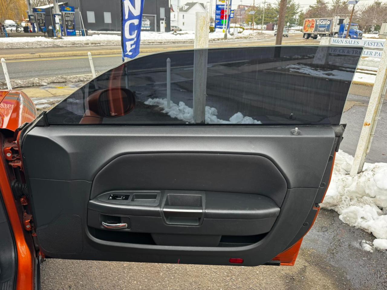 Dodge Challenger 2dr Cpe 2011