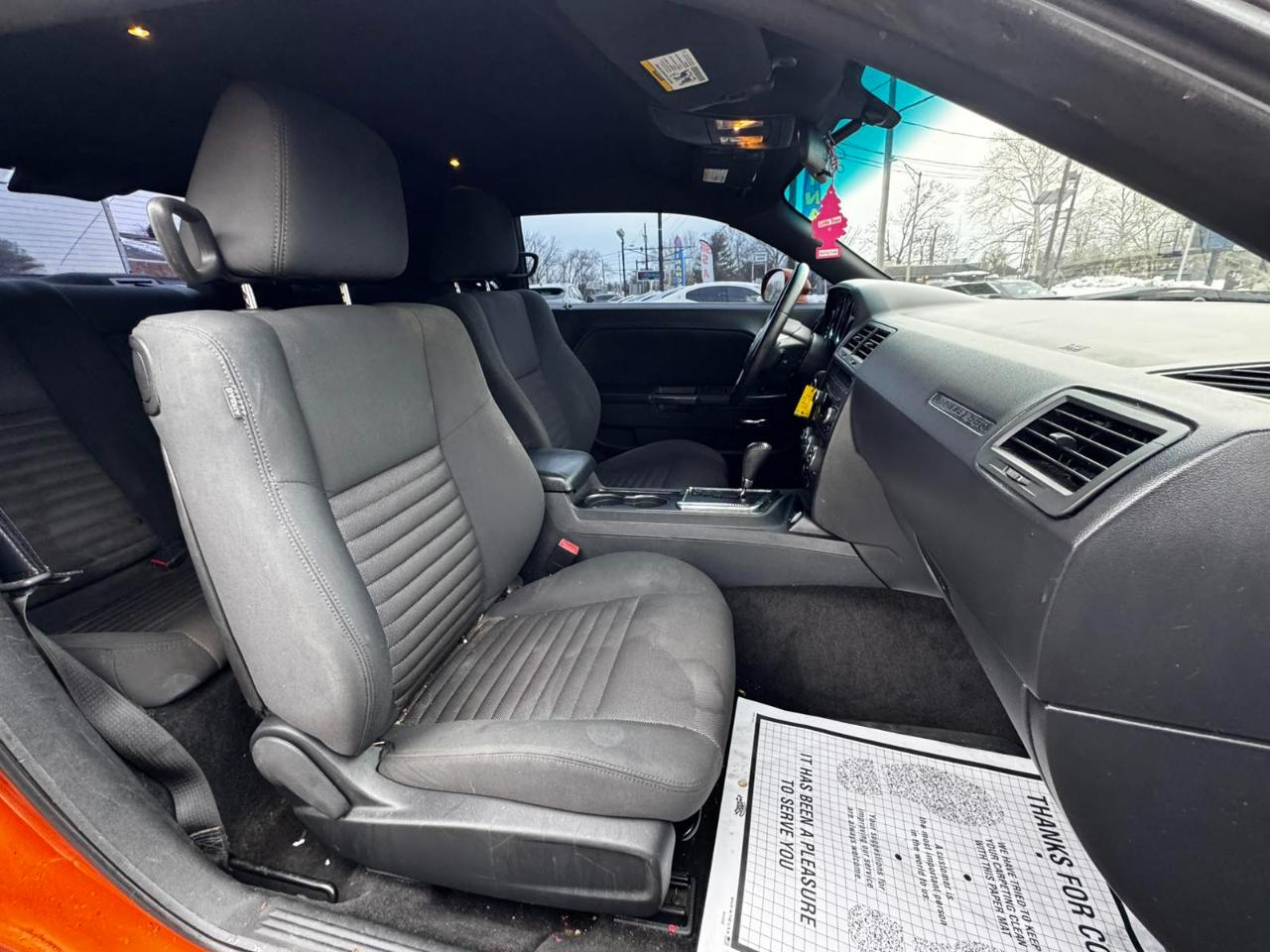 Dodge Challenger 2dr Cpe 2011