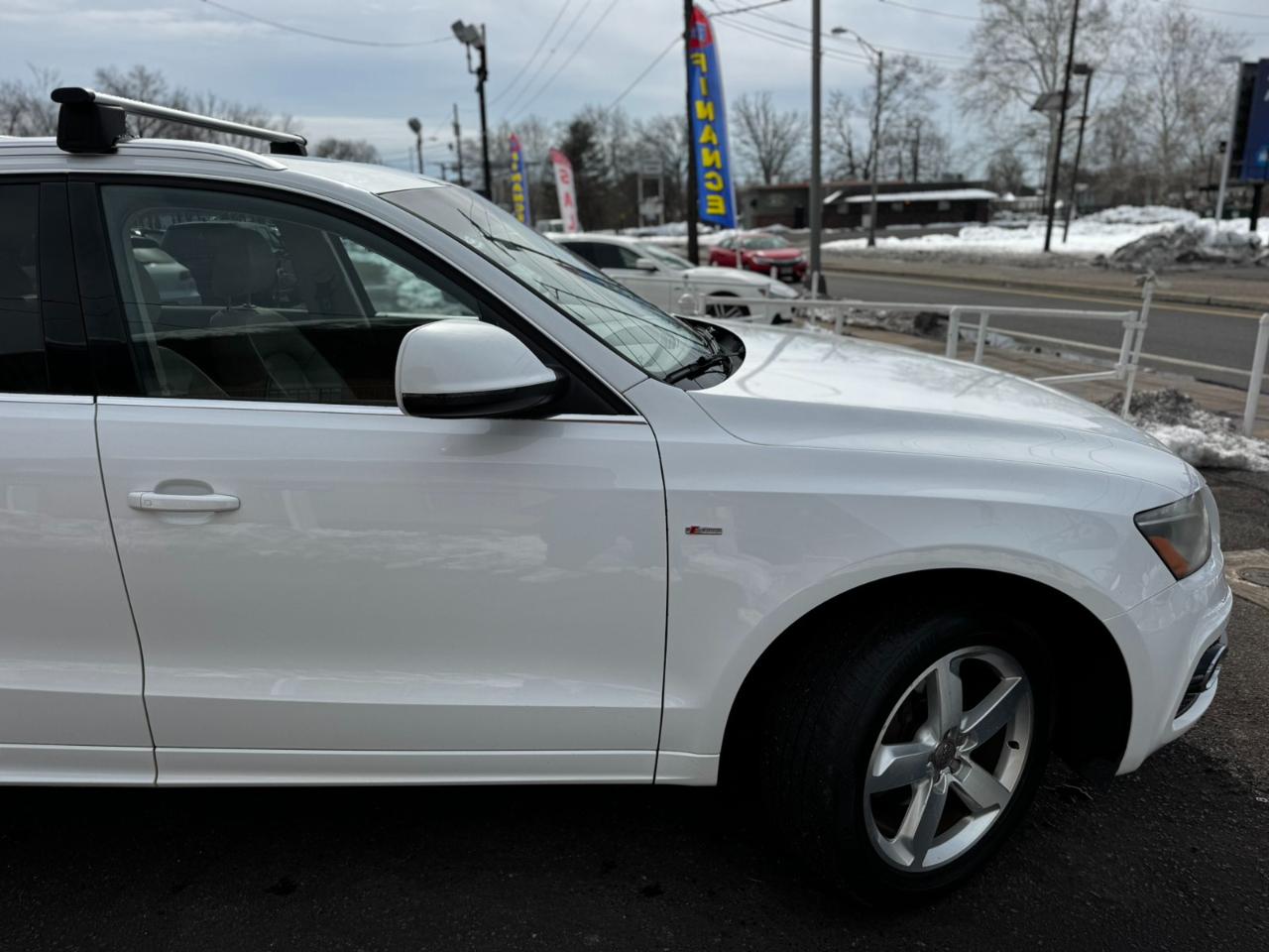 Audi Q5 quattro 4dr 3.2L Premium Plus 2011