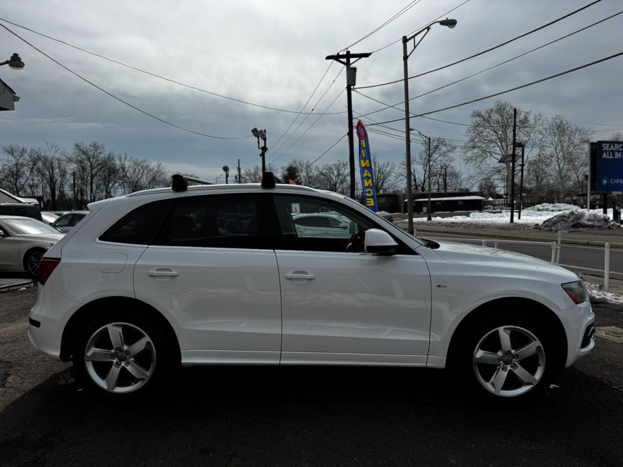 Audi Q5 quattro 4dr 3.2L Premium Plus 2011