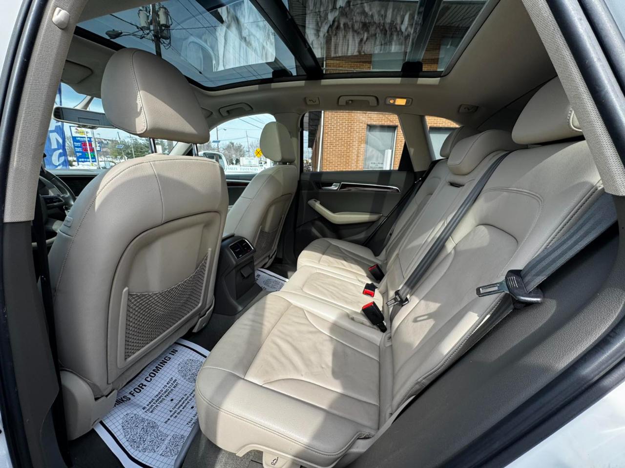 Audi Q5 quattro 4dr 3.2L Premium Plus 2011