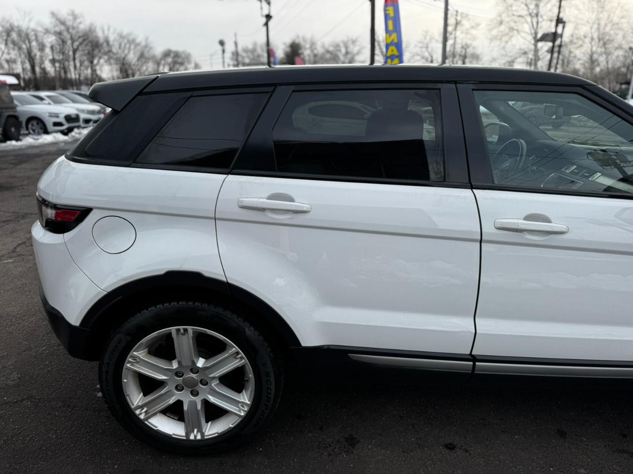 Land Rover Range Rover Evoque 5dr HB Pure Plus 2014