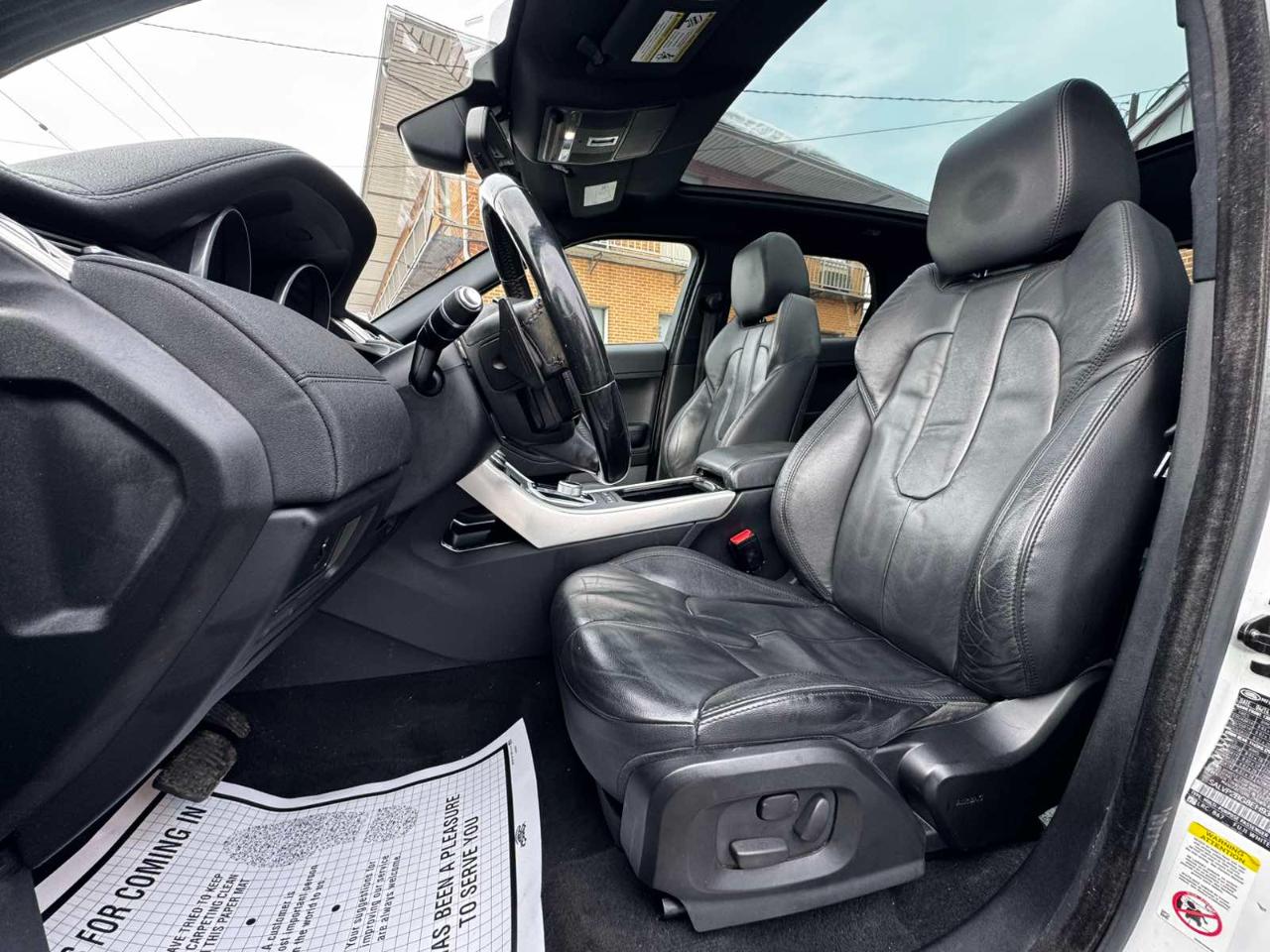 Land Rover Range Rover Evoque 5dr HB Pure Plus 2014