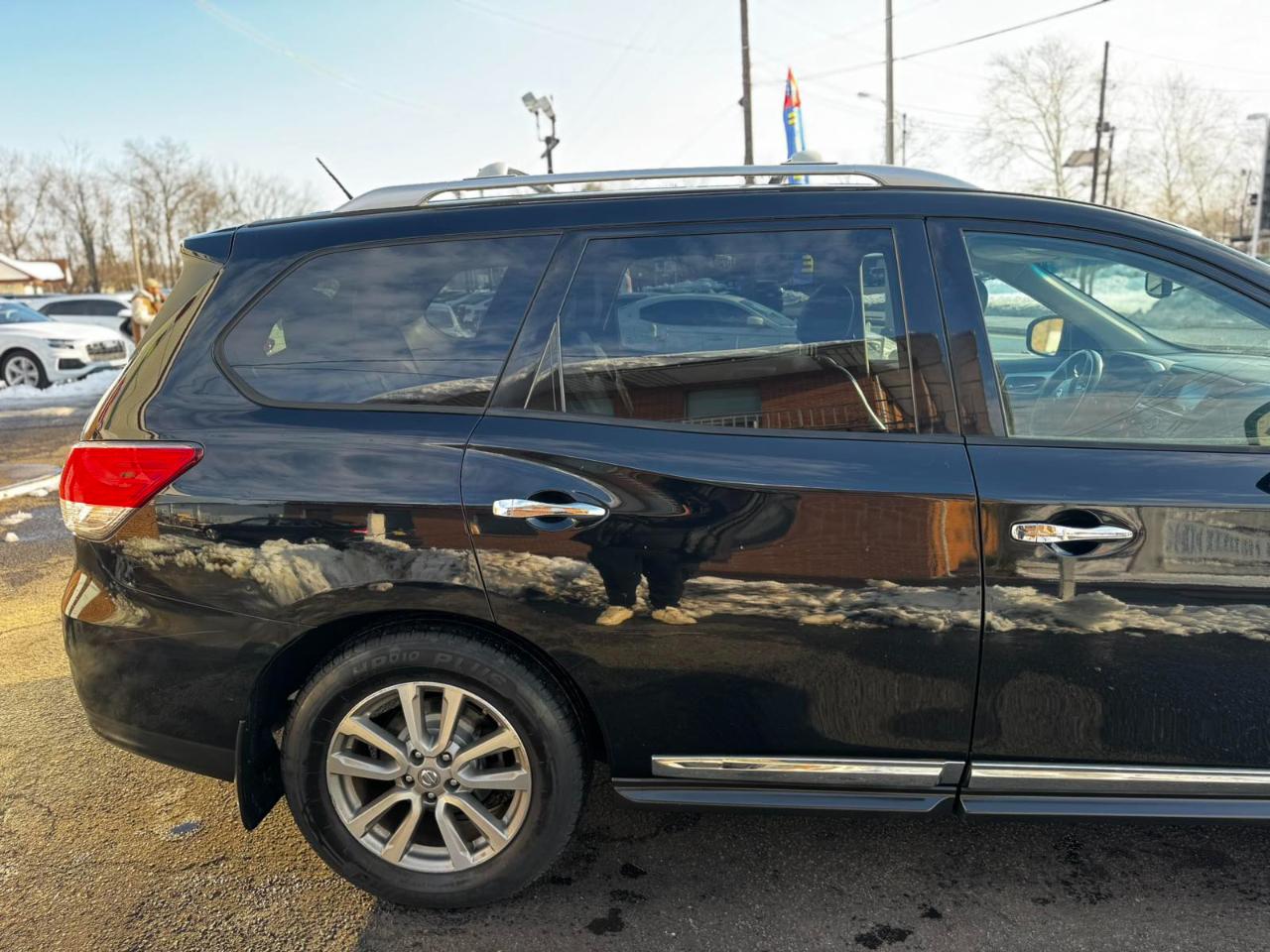 Nissan Pathfinder 4WD 4dr SL 2014