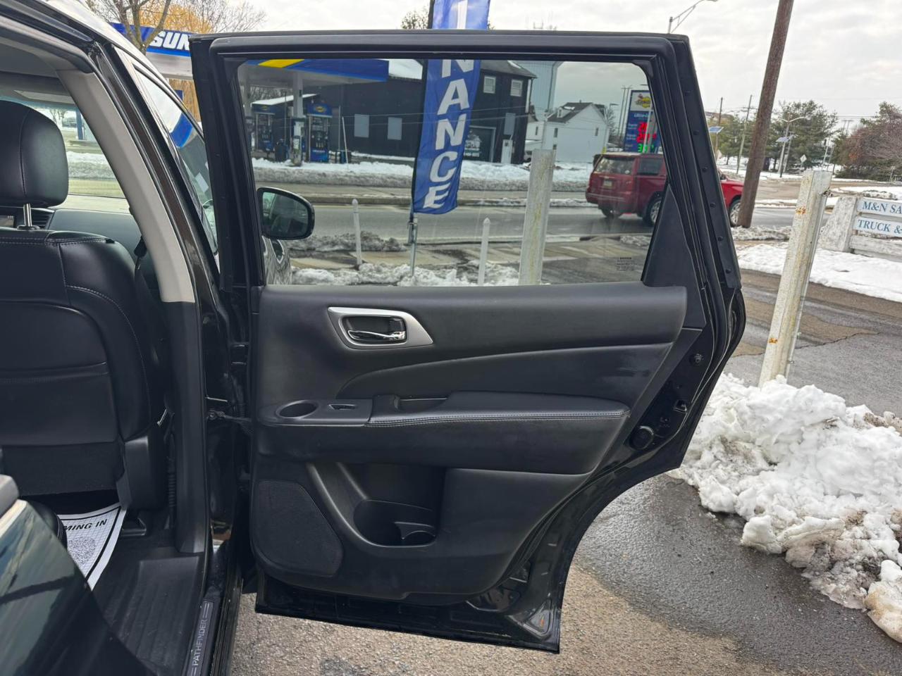 Nissan Pathfinder 4WD 4dr SL 2014