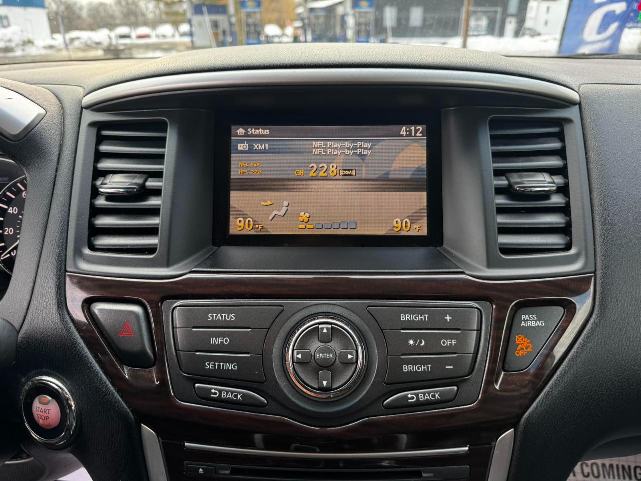 Nissan Pathfinder 4WD 4dr SL 2014