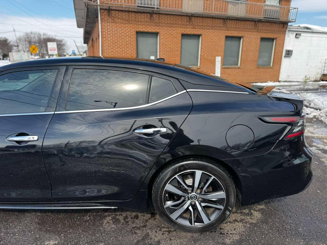 Nissan Maxima SV 3.5L 2019