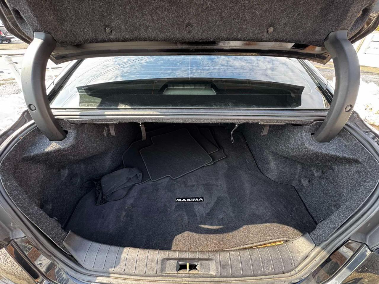 Nissan Maxima SV 3.5L 2019