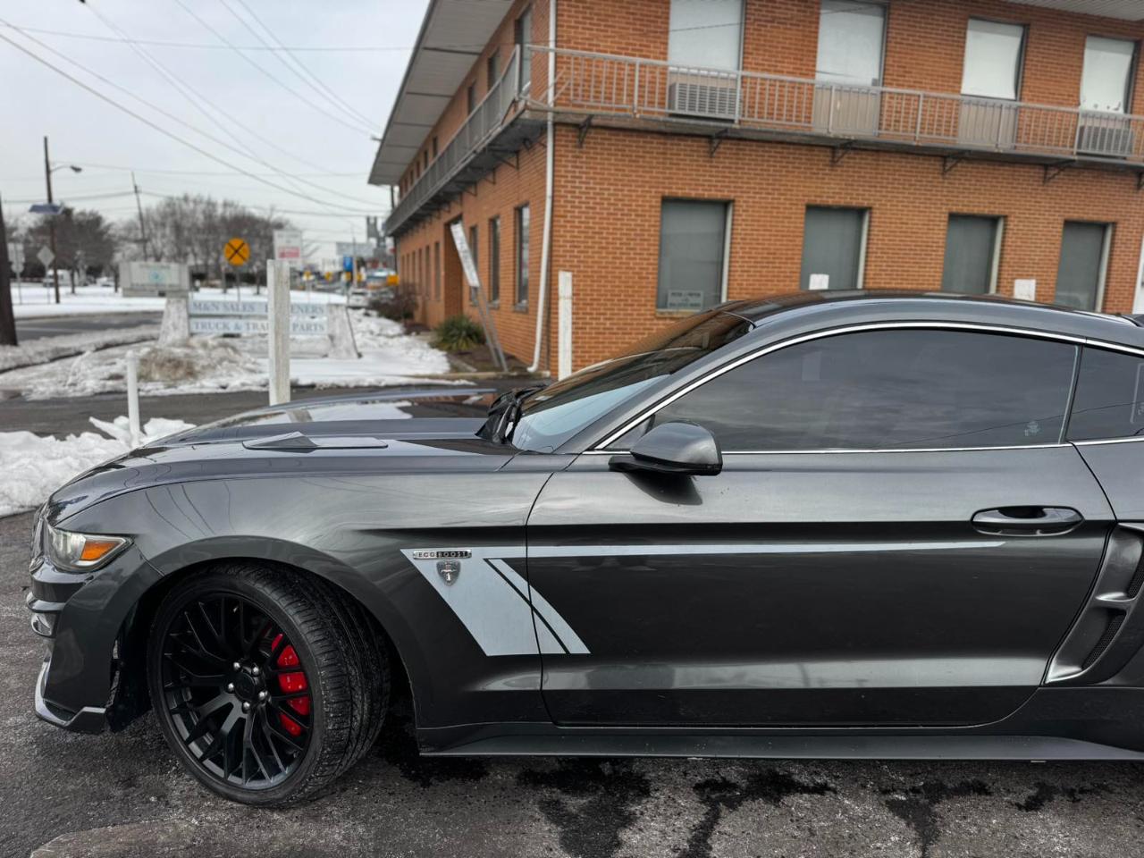 Ford Mustang 2dr Fastback EcoBoost 2015