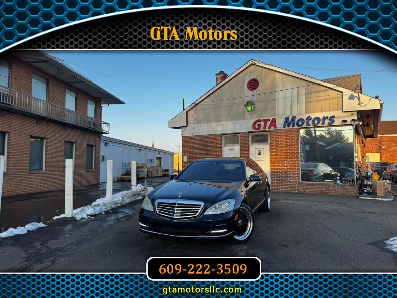 Mercedes-Benz S-Class 4dr Sdn S 550 4MATIC 2013