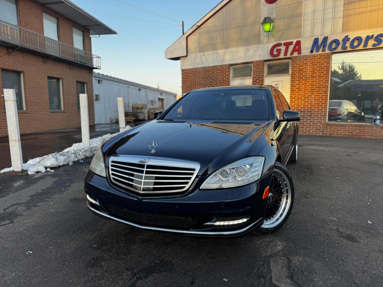 Mercedes-Benz S-Class 4dr Sdn S 550 4MATIC 2013