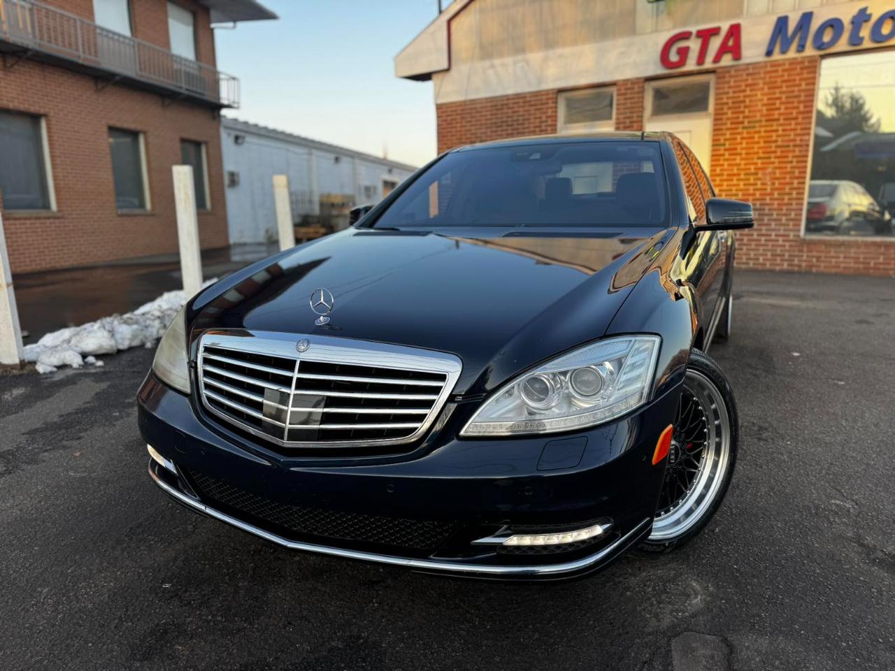 Mercedes-Benz S-Class 4dr Sdn S 550 4MATIC 2013