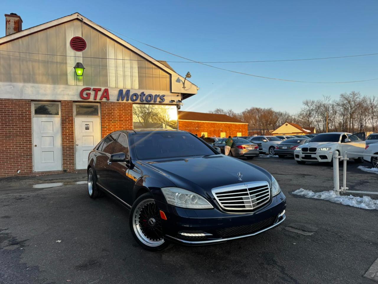 Mercedes-Benz S-Class 4dr Sdn S 550 4MATIC 2013