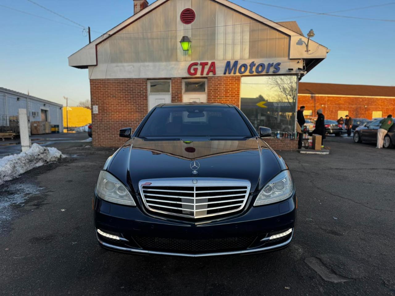 Mercedes-Benz S-Class 4dr Sdn S 550 4MATIC 2013