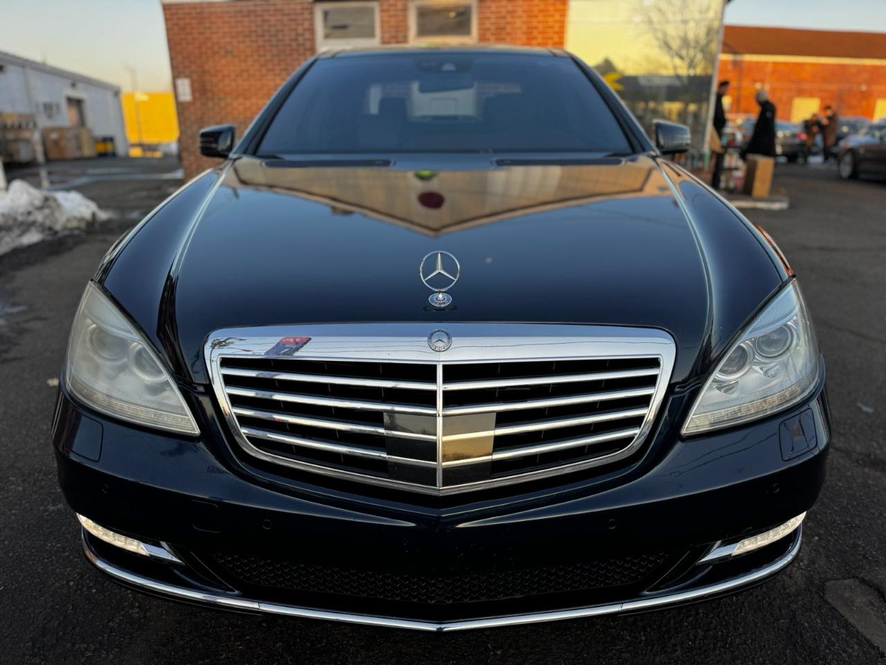 Mercedes-Benz S-Class 4dr Sdn S 550 4MATIC 2013