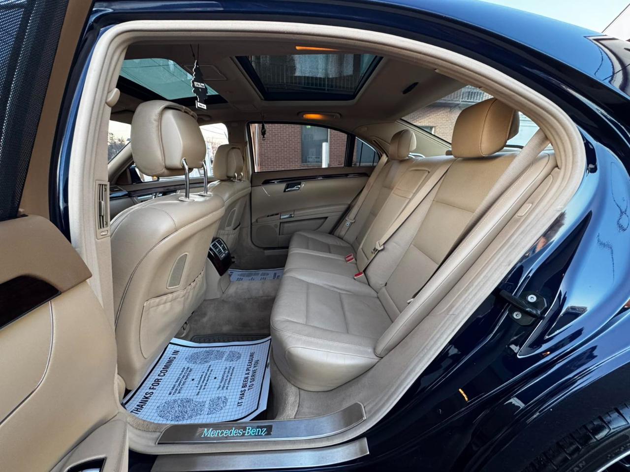 Mercedes-Benz S-Class 4dr Sdn S 550 4MATIC 2013