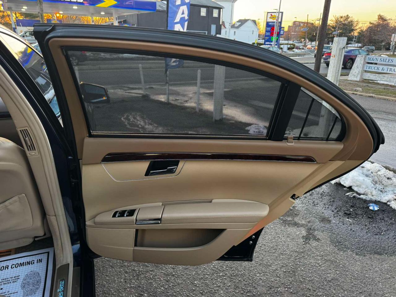 Mercedes-Benz S-Class 4dr Sdn S 550 4MATIC 2013