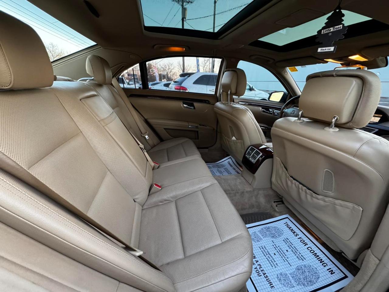 Mercedes-Benz S-Class 4dr Sdn S 550 4MATIC 2013