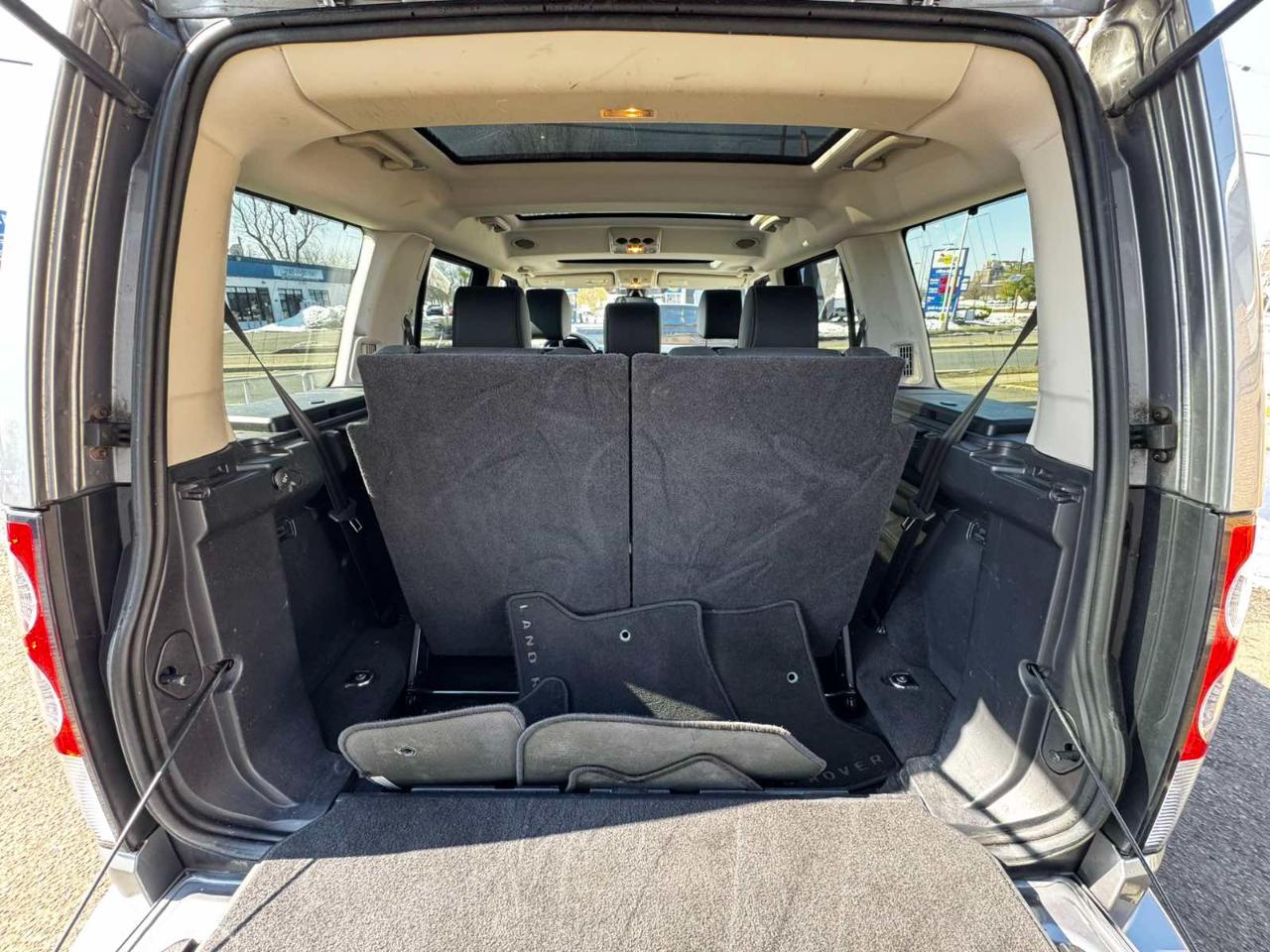 Land Rover LR4 4WD 4dr HSE 2013