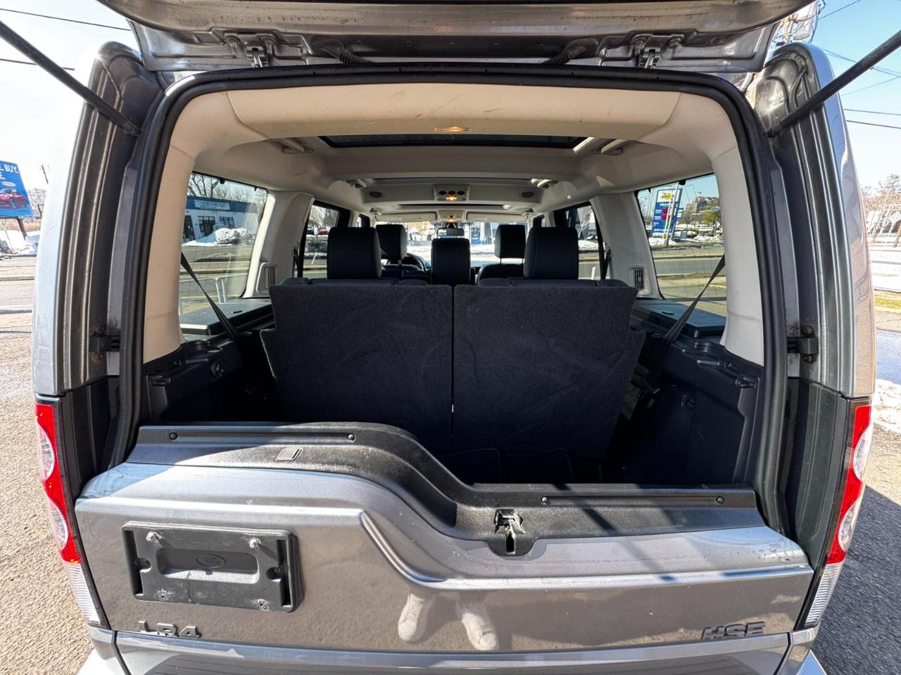 Land Rover LR4 4WD 4dr HSE 2013