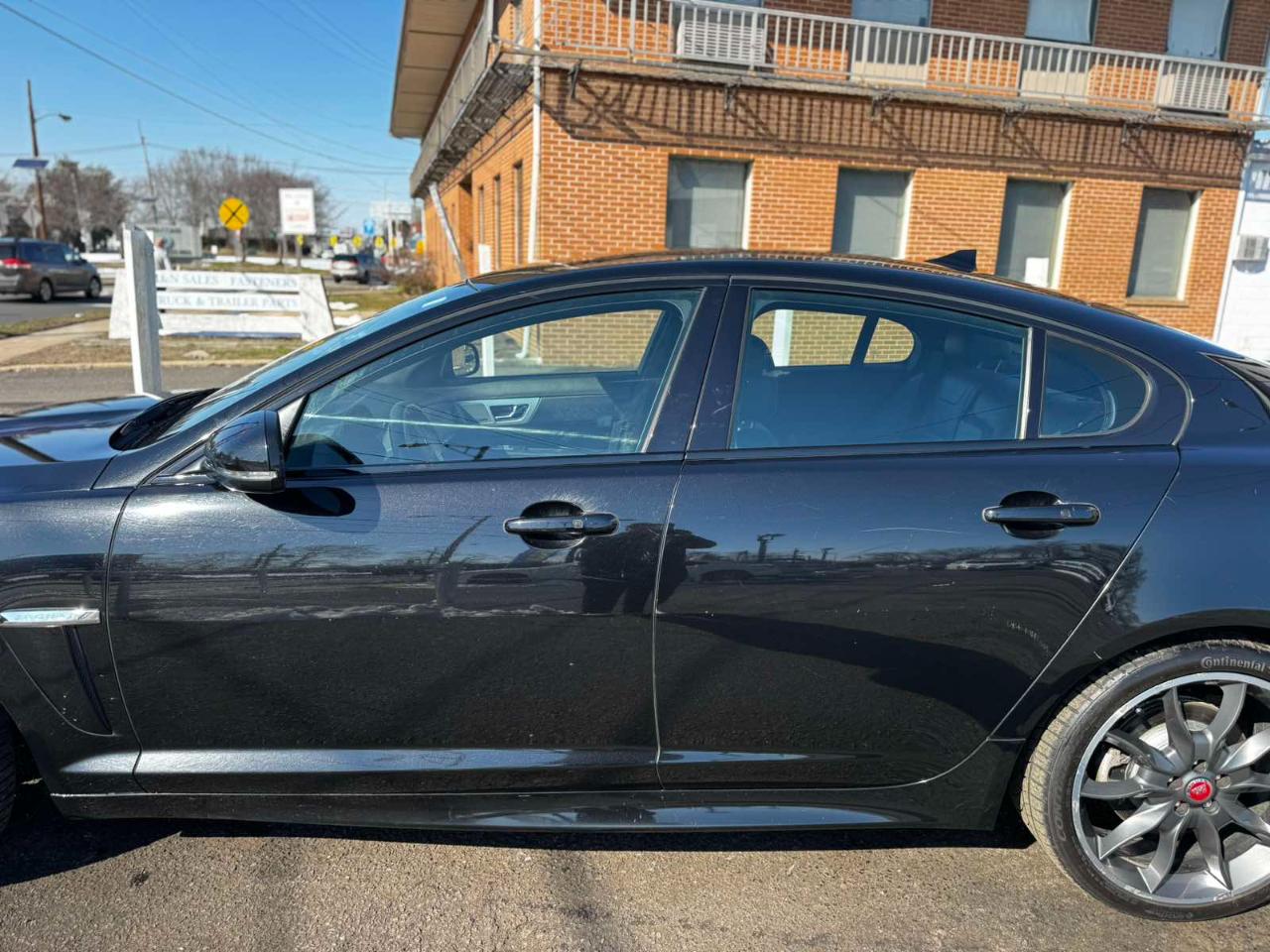 Jaguar XF 4dr Sdn V6 Sport AWD 2015