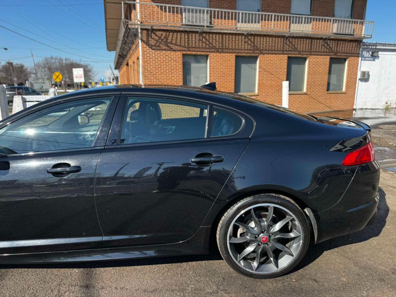 Jaguar XF 4dr Sdn V6 Sport AWD 2015